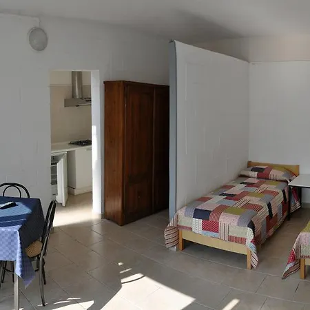 مكان تخييم Villaggio Paradiso 2*