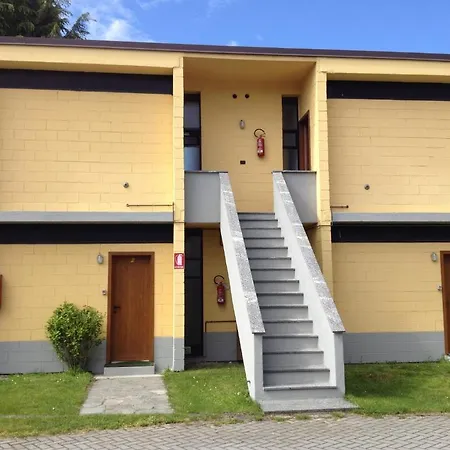 Villaggio Paradiso مكان تخييم دومازو