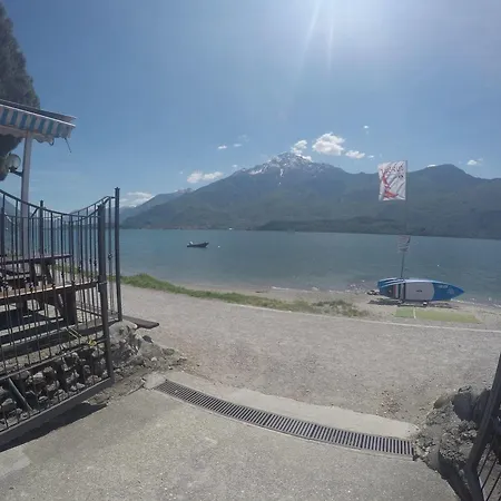مكان تخييم Villaggio Paradiso