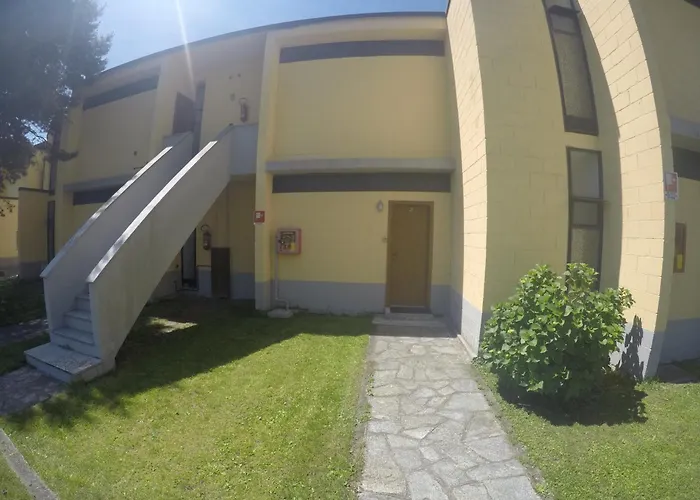 Villaggio Paradiso Campsite 2*