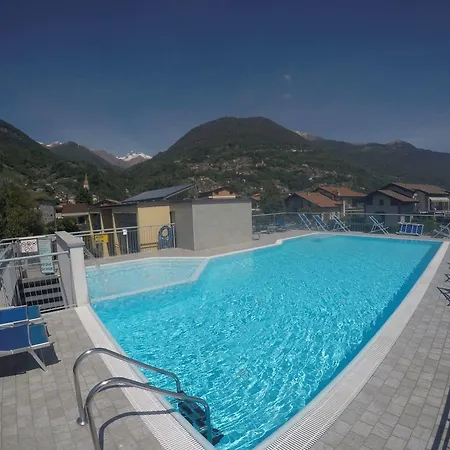 Villaggio Paradiso Κάμπινγκ 2*